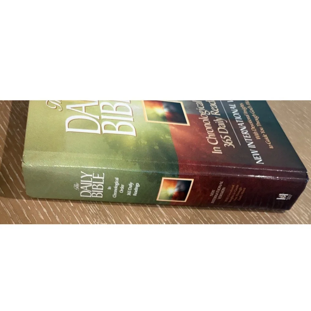 The Daily Bible In Chronological Order 365 Daily Readings NIV F LaGard Smith HC